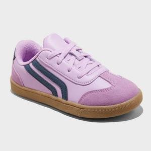 lot 61988 image: Cat & Jack Boston Retro Court sneakers - 4  - Retail $25