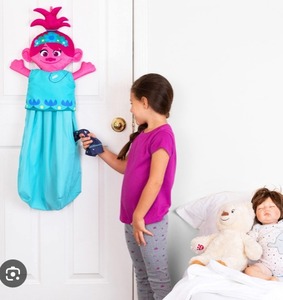 lot 632 image: Franco Laundry Plush Hanging Happy Hamper, Trolls World Tour