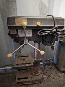lot 107 image: Central Machinery 8 Bench Drill Press