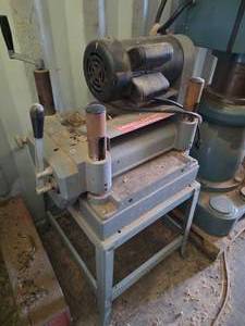 lot 111 image: DeltaRockwell Thickness Planer with 2 HP Delta Motor