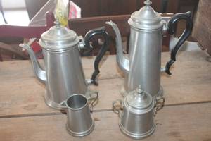 lot 2096 image: Vintage Pewter Coffee Pots, Creamer & Sugar Bowl