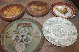 lot 2174 image: Vintage Dcor Plates & More