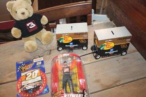 lot 2196 image: Nascar Dale Earnhardt Banks, Bear and More