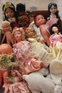 lot 2201 image: Vintage Dolls