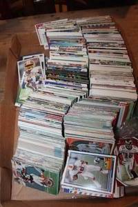 lot 2229 image: Flat of Vintage Football Cards