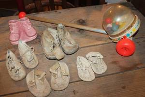 lot 2233 image: Vtg. Fisher Price Push Toy and More