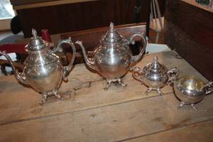 lot 2258 image: Antique Wm. Rogers Coffee Pots and More