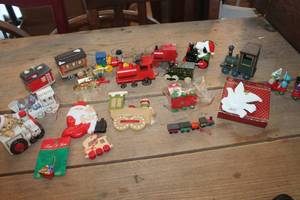 lot 2304 image: Vintage Train Ornaments
