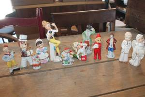 lot 2309 image: Antique Figurines