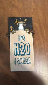 lot 19 image: Mona B. Its H2O I Swear Liquid Therapy Canteen