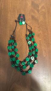 lot 29 image: Paparazzi Green Shell & Wood Bead Multi-Strand Necklace and Earring Set