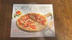 lot 35 image: Tabletops Gallery 2-Piece Acacia Wood Pizza Board with Pizza Cutter