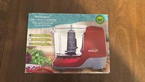 lot 39 image: Brentwood Mini Food Chopper
