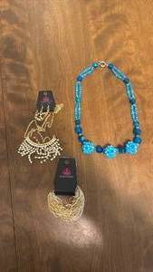 lot 43 image: Paparazzi Jewelry Set with Blue Beaded Necklace and Gold Accessories