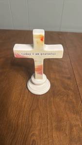 lot 62 image: Today I Am Grateful Ceramic Standing Cross