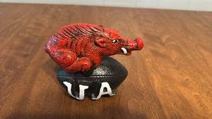 lot 66 image: University of Arkansas Razorback figure