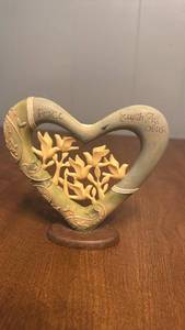 lot 90 image: Heart-Shaped Decorative Figurine with Peace and Leaf Motif