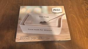 lot 94 image: Parini Ceramic Baking Dish Set with Spoon