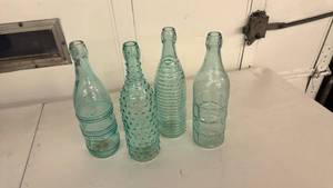 lot 161 image: 4 Decorative Glass Bottles Assorted Patterns Turquoise