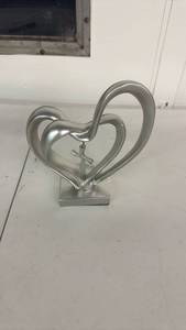 lot 181 image: Heart Shape Decorative Figurine with Cross