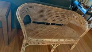 lot 904 image: Woven Rattan Bench 27X53X17