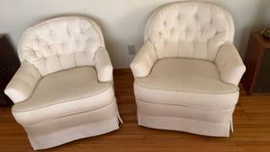 lot 908 image: Pair of Upholstered Armchairs with Tufted Backs and Skirt Base 29X39X30