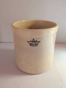 lot 1011 image: 1-Gallon Stoneware Crock with Crown Mark USA