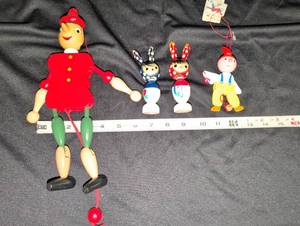 lot 1044 image: 4 Wooden vintage hand painted holiday Ornaments