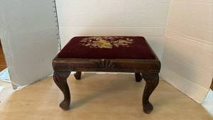 lot 1124 image: Carved Foot Stool with Needlepoint Seat Burgundy Floral