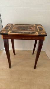 lot 1126 image: Decorative Wood Musical jewelry trinket Table with Inlaid Top and Storage Drawer