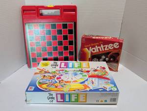 lot 1216 image: Board Games Lot The Game of Life, Yahtzee, Checkers