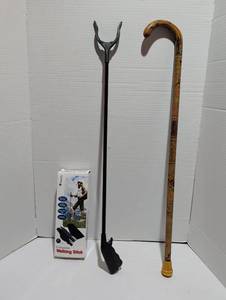 lot 1238 image: Velocity Collapsible Walking Stick, Painted Wooden Handle Vintage Cane and grabber
