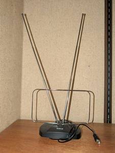 lot 1505 image: RCA Indoor TV Antenna with Adjustable Rabbit Ear Arms