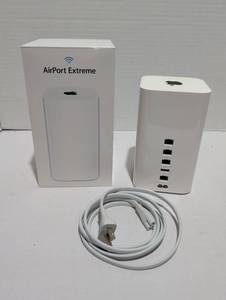 lot 1520 image: Apple AirPort Extreme 802.11ac Wireless Router