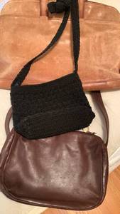 lot 1633 image: Briefcase and 2 shoulder bags