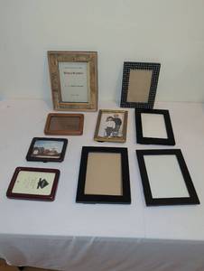 lot 1749 image: Lot of 9 Photo Frames Assorted Sizes and Styles