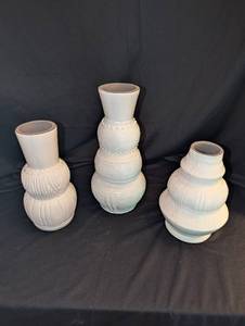 lot 1816 image: Stacked Decorative Vases Set of 3 Modular Ceramic