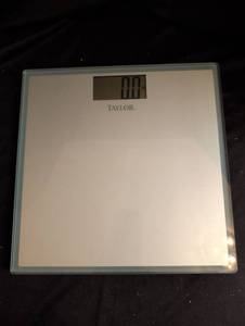 lot 1833 image: Taylor Digital Bathroom Scale