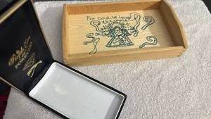 lot 1900 image: Wooden tray and velvet necklace box