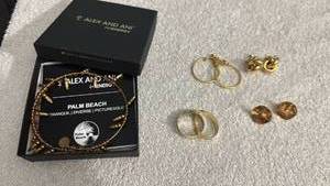 lot 1909 image: Earrings and bracelet