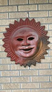 lot 3001 image: Sun Face Wall Mask Decorative Accent