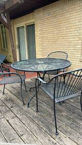 Metal Mesh Patio Dining Set Round Table 3 Chairs 29 x 42 x 42&nbsp;