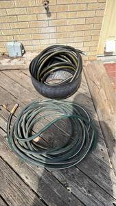 lot 3014 image: Hoses and pot