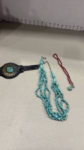 lot 1920 image: Womens Jewelry