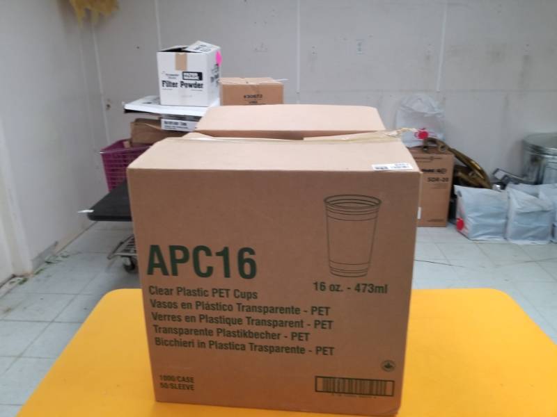 lot 6354 image: Box of Plastic Hot Dog and Sandwich Merchandising Boxes