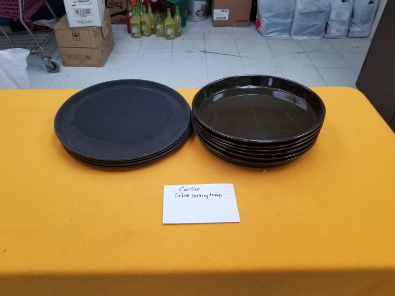 lot 6367 image: Lot of Carlise Drink Serving Trays