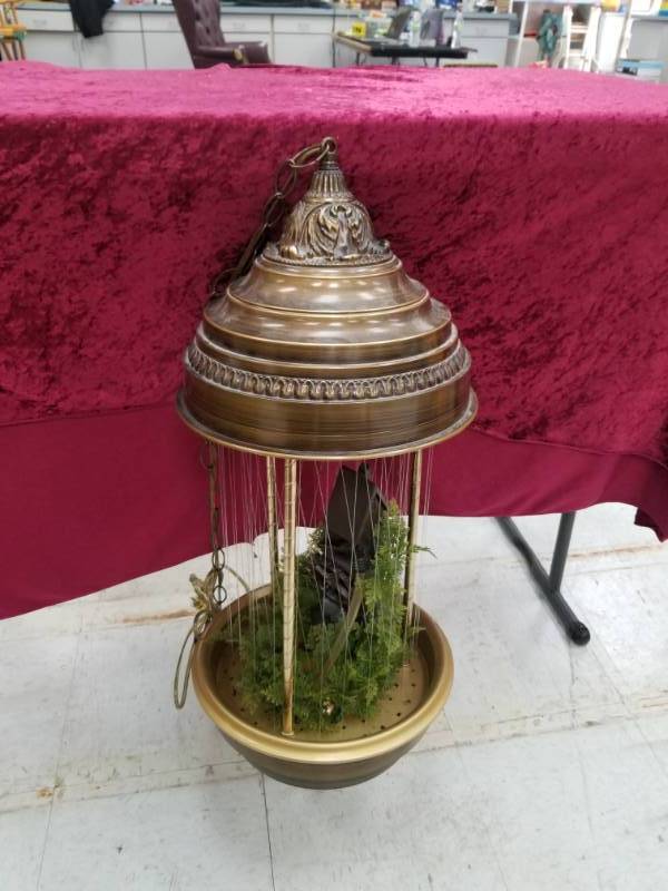 lot 6584 image: Hanging Lighted Mineral Oil Drip Lamp 70s