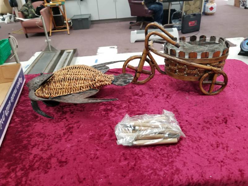 lot 6612 image: Bicycle Planter and Wicker Fish Wall Dcor