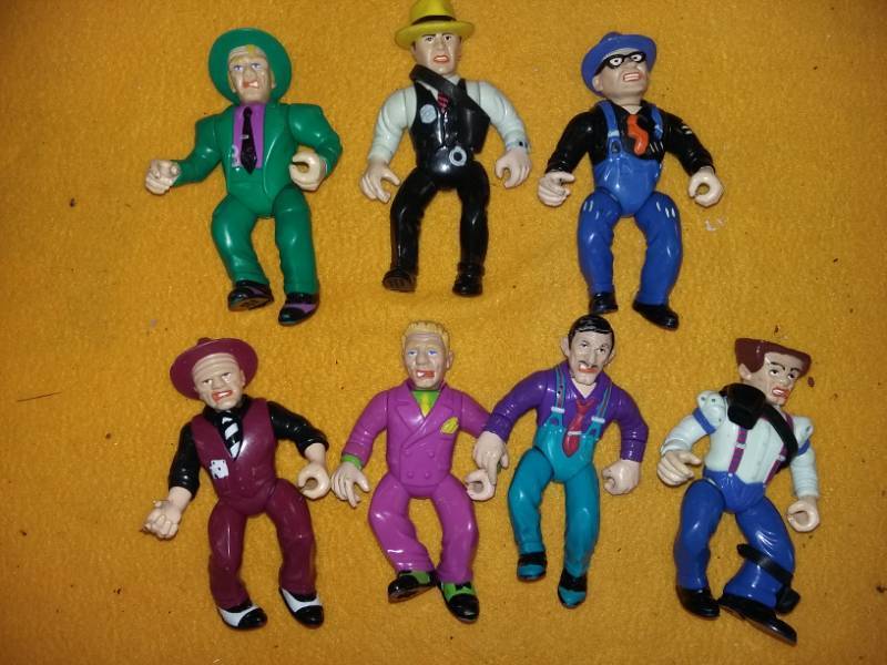 lot 6119 image: Dick Tracy Figurine Lot