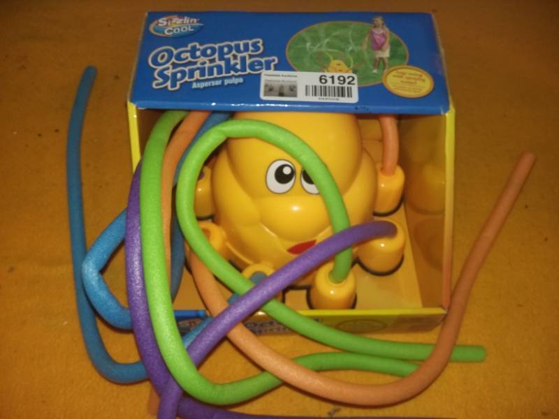 lot 6192 image: Octopus Sprinkler